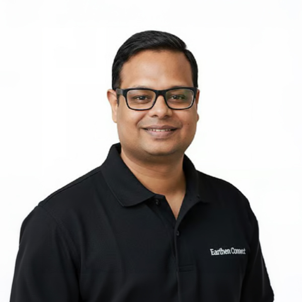 Vaibhav Sinha - Founder & Director